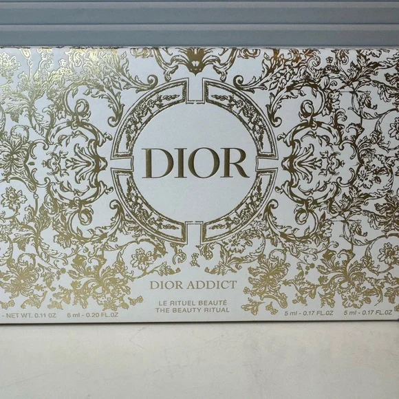 Dior Blue Cosmetic Bags - Picture 2 of 7